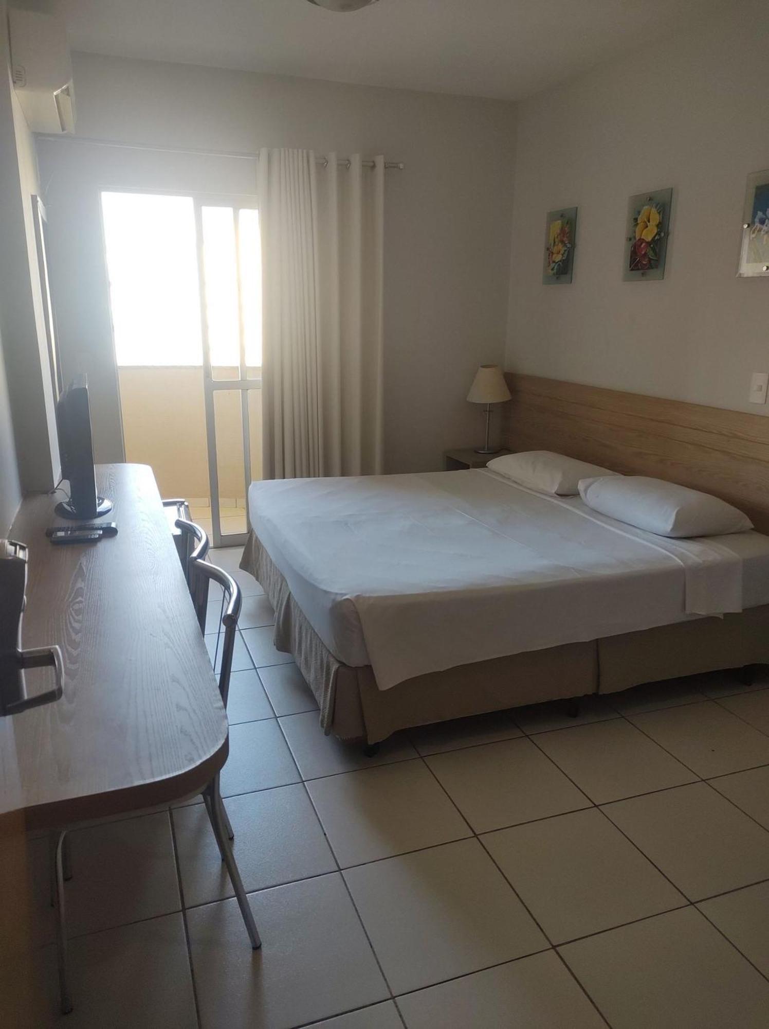 Suite Golden Express Roberto Imoveis Caldas Novas Exterior photo